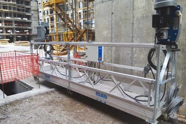 ALBA-MACREL-GROUP-ANDAMIO-COLGANTE-ELECTRICO-SCAFFOLDING-ECHAFAUDAGE-2-992x744
